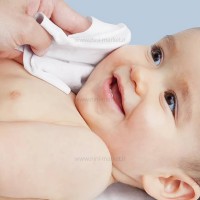 دستمال مرطوب 99درصد آب 48 عددي پمپرز Pampers