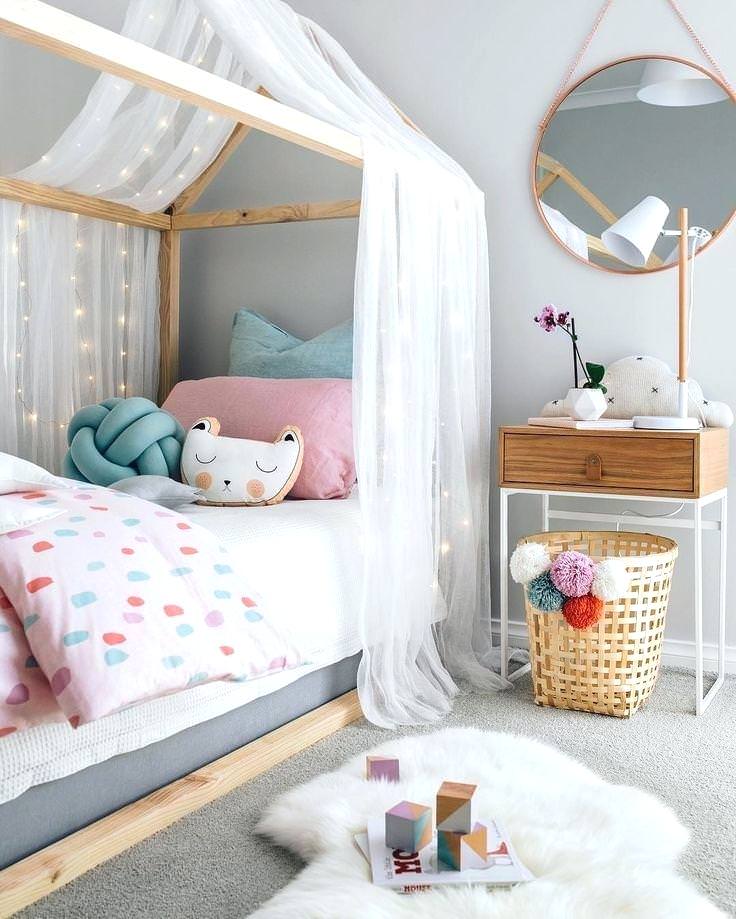اهمیت رنگ تور تخت خواب در زیبایی اتاق