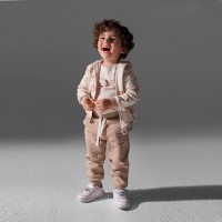 سه تیکه پسرانه طرح خرس و شیر رنگ کرم – شکلاتی پاپو Papo