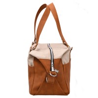 ساک لوازم مدل فلاور چرم ارتشی رنگ عسلی کرم QZ